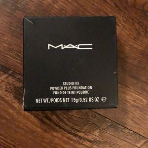 MAC Studio Fix Powder